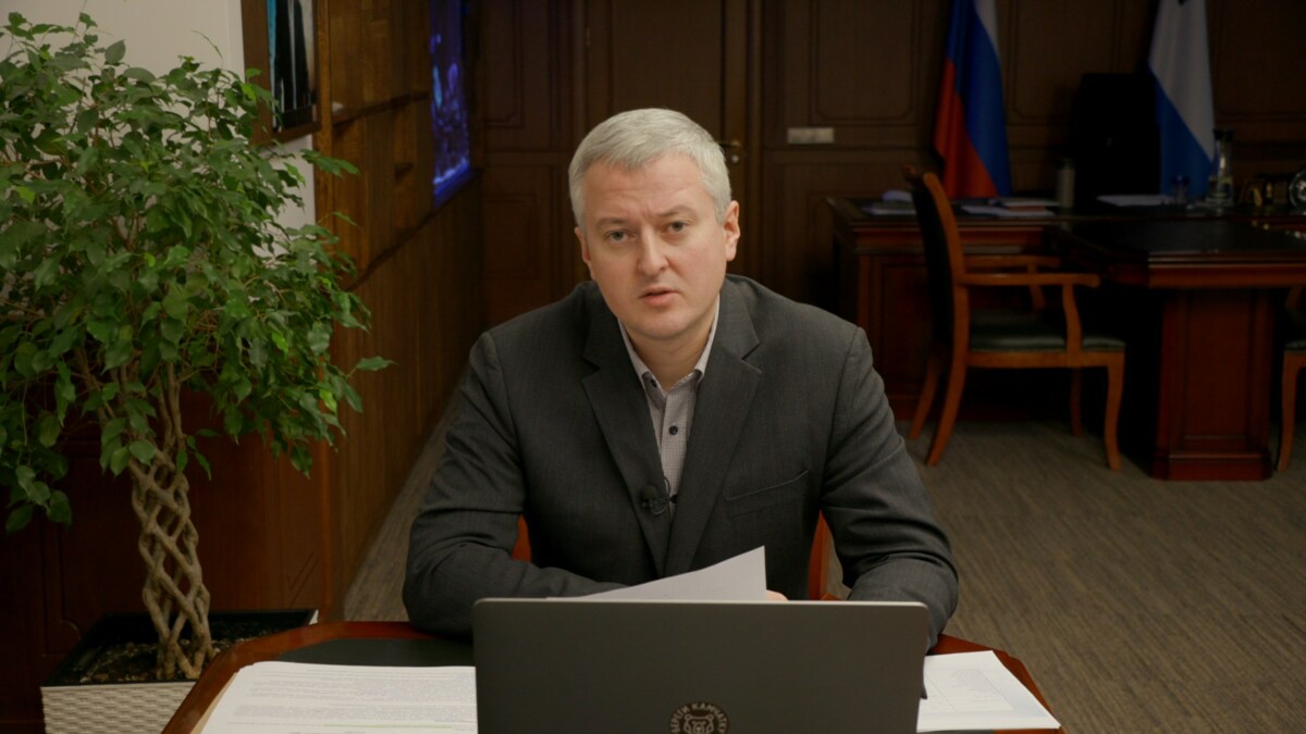 Губернатор Камчатского края Владимир Солодов: «Одна из главных задач в здравоохранении — увеличение числа медиков»